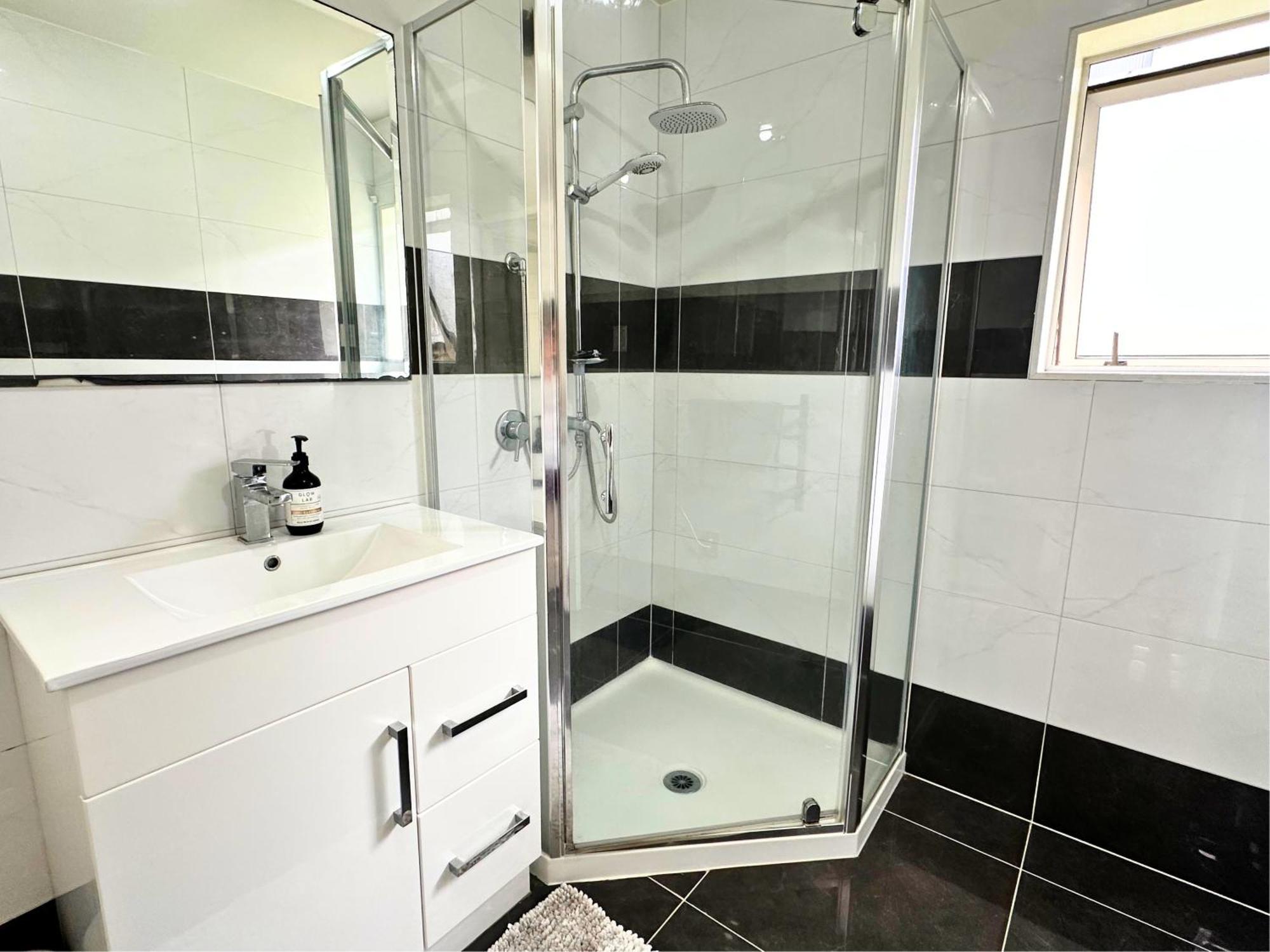 Bright&cozy - Style - On Street Parking Only Homestay