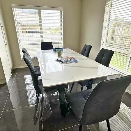 Bright&Cozy Room - Homestay Style - On Street Parking Only Auckland Exterior photo